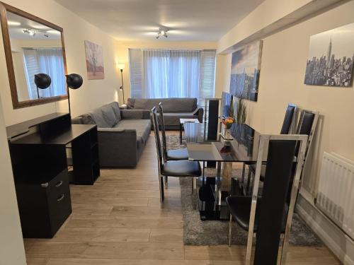 Watford Apartment | Cranes apartments