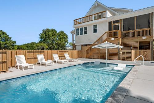 Corolla Light House | Creamsicle Cottage