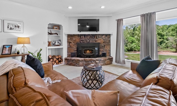 Prairie Creek House | Creekside oasis on 7 acres with pool and hot tub - close to Beaver Lake and town