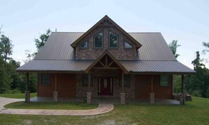 Burkesville House | Creekview Manor - Dale Hollow Lake with amazing views only minutes to docks