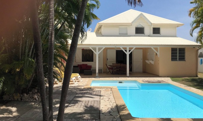 Saint-Francois Villa | Creole villa in secure residence swimming pool with salt