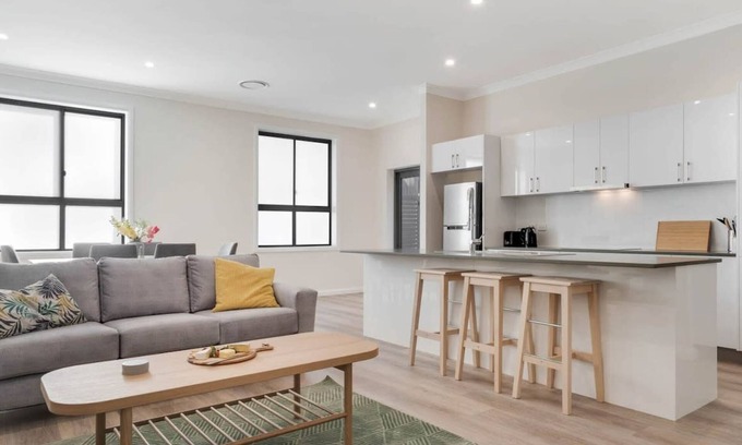 Wagga Wagga Apartment | Crooked Lane Apartment - CBD, Stylish & Central