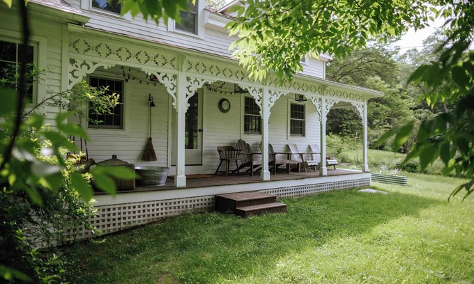 West Stockbridge House | Crossbridge: Vintage Charm + Unique Character