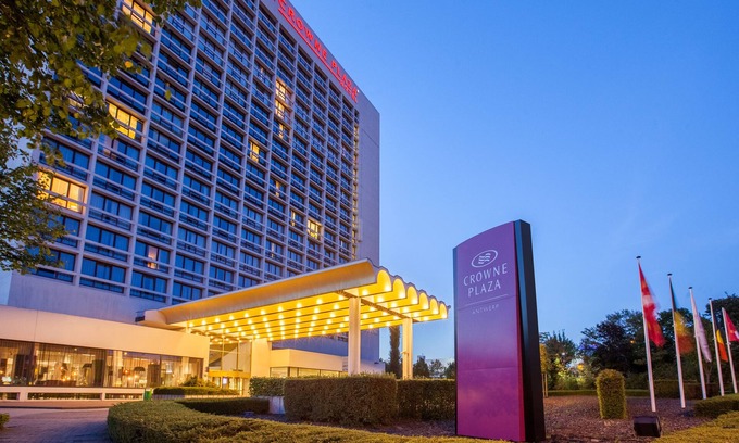 Antwerp Hotel | Crowne Plaza Antwerp by IHG