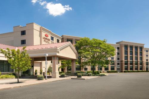 King of Prussia Hotel | Crowne Plaza Hotel Philadelphia - King of Prussia by IHG