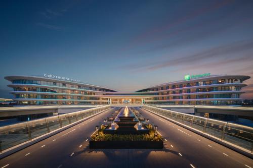 Wuhan Hotel | Crowne Plaza Wuhan Tianhe Airport by IHG