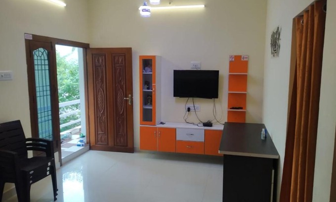Palayankottai Apartment | CRUZ Service Apartment 9843755294