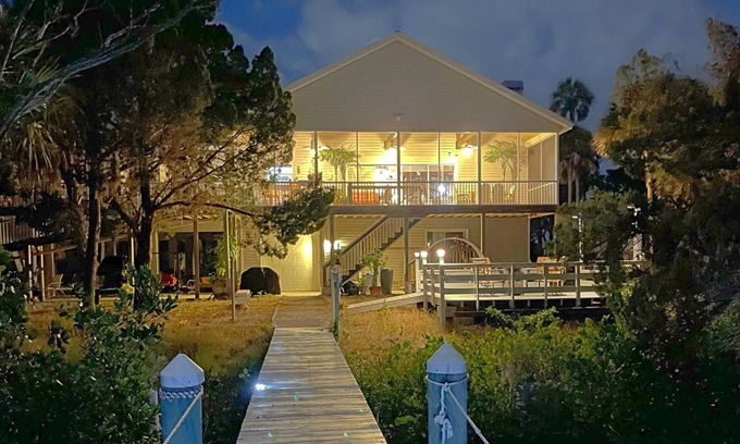 Crystal River Bed & Breakfast | Crystal River Lullaby B&B