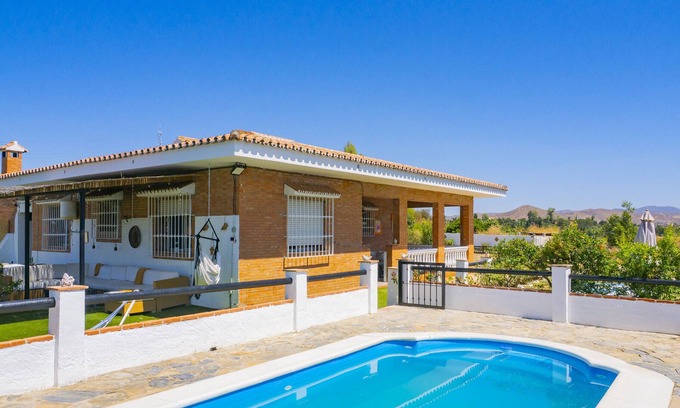 Cartama Cottage | Cubo's Casa Rural La Hacienda de Manuela/private pool/BBQ/free Wi-Fi