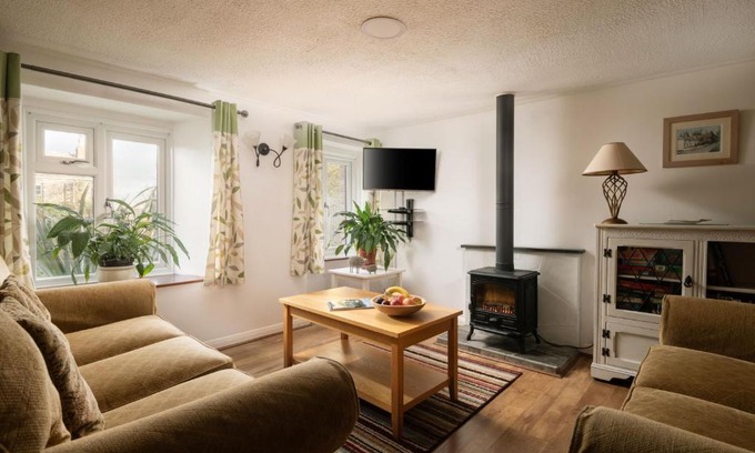 Wadebridge House | Curlew cottage