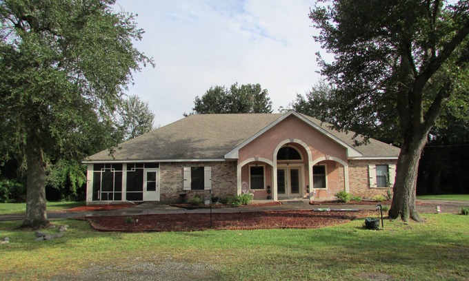 Bay St Louis House | Custom Home-great weekly rates!