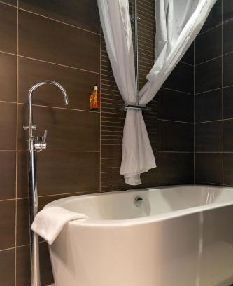 Belcoo Hotel | Customs House Country Inn