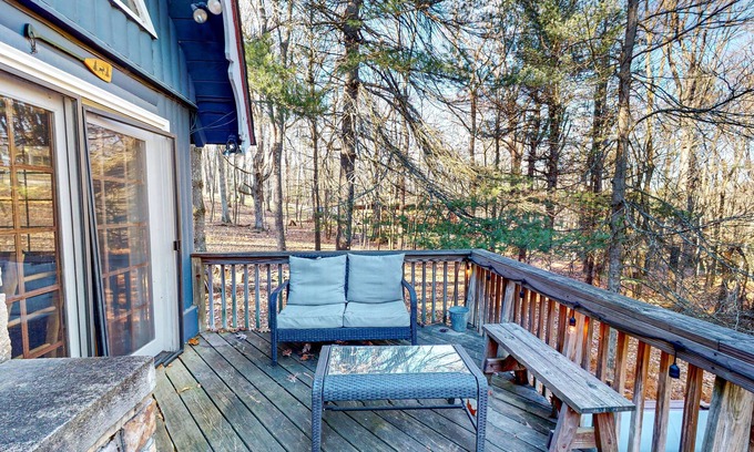 Sky Valley House | Cute cabin with private hot tub, lake/beach access, firepit, & outdoor area