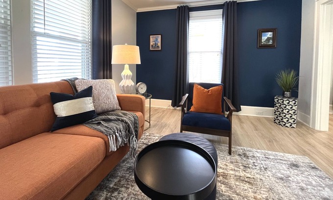 Staunton House | Cute craftsman home, convenient to charming downtown and outdoor fun!