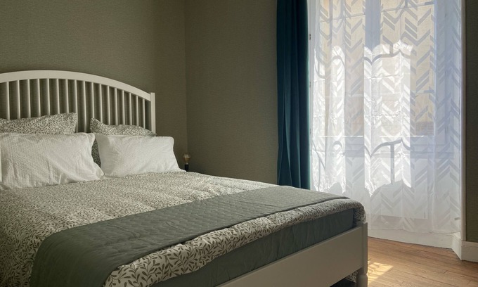 Montmorillon House | Cute newly renovated private townhouse in the town centre