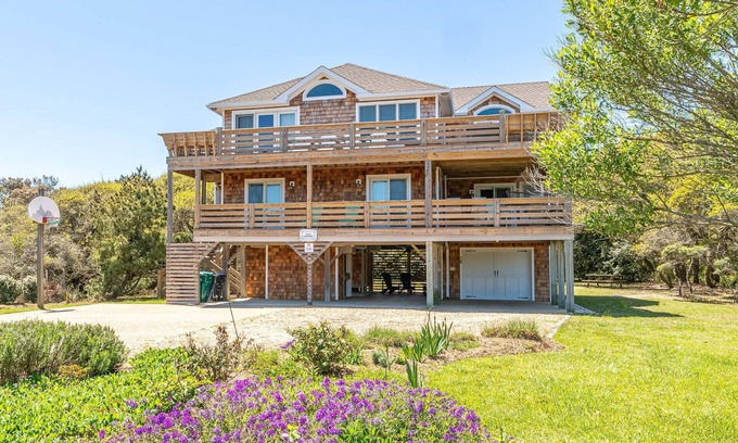 Duck House | D0283 Duck Diamond, 125 Yards to Beach, Community Pool,Ocean Views
