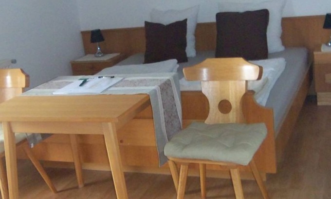 Tiefgraben Apartment | Dachsteinblick - Organic Farm Mondsee Family Schafleitner-Kroiß (3 Flowers)