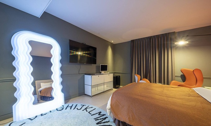 Bisan-dong Hotel | Daegu Bukbu Station Isabel Hotel