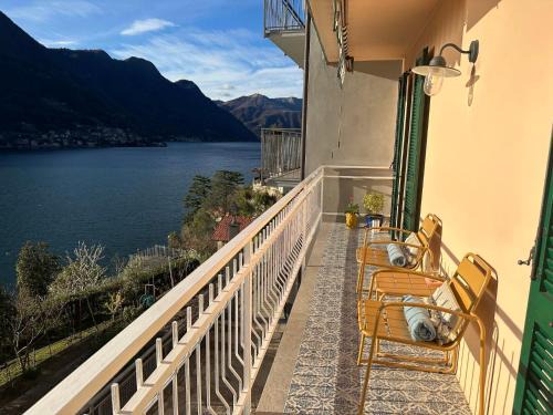 Pognana Lario Apartment | Daisy One Bedroom Lake View, Private Terrace & Garden