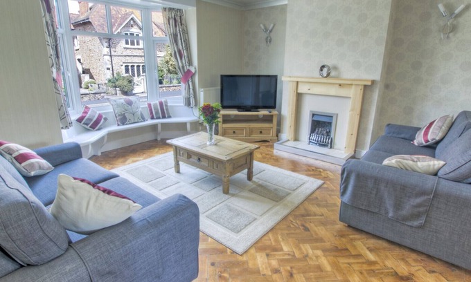 Seaton House | Dalmose - Three Bedroom House, Sleeps 6