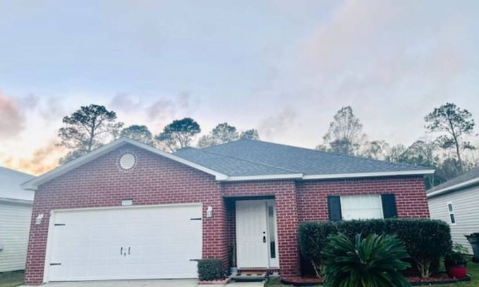 Bellview House | ☀ Dandelion - Newly Renovated Near NAS ☀