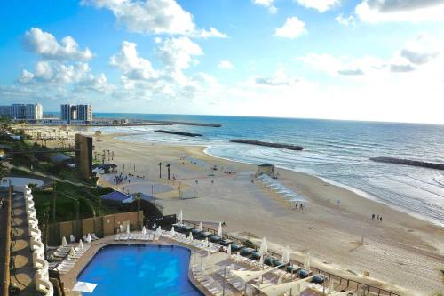 Herzliya Pituach Apartment | Daniel Hotel - Residence Seaside Luxury Flat