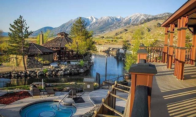 Genoa Condo | David Walley's Resort, 1br suite, Sunday check-in