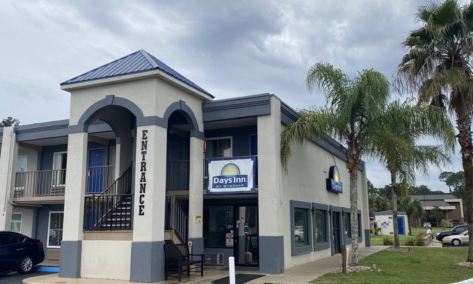 Dock Junction Hotel | Days Inn by Wyndham Brunswick/St. Simons Area