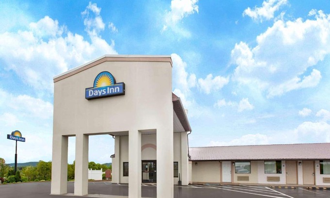 Grantville Hotel | Days Inn by Wyndham Grantville