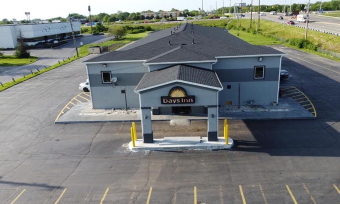 Indianapolis Hotel | Days Inn by Wyndham Indianapolis East Post Road