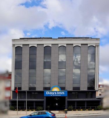 Arnavutkoy Hotel | Days Inn by Wyndham Istanbul Arnavutkoy