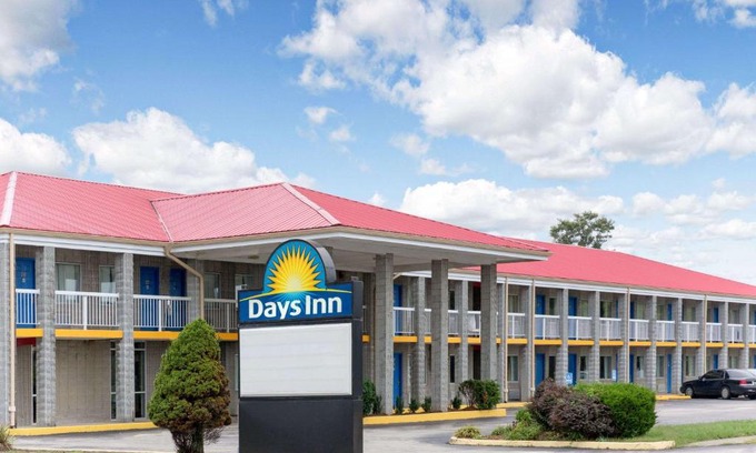 Richmond Hotel | Days Inn by Wyndham Richmond