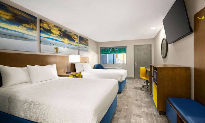 Ruidoso Downs Hotel | Days Inn by Wyndham Ruidoso Downs