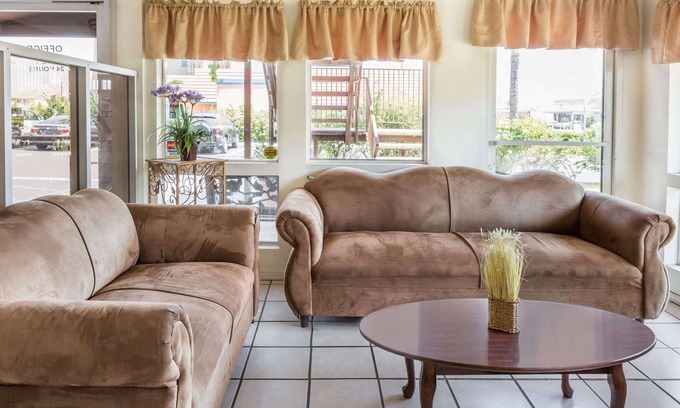 Patton Hotel | Days Inn by Wyndham San Bernardino