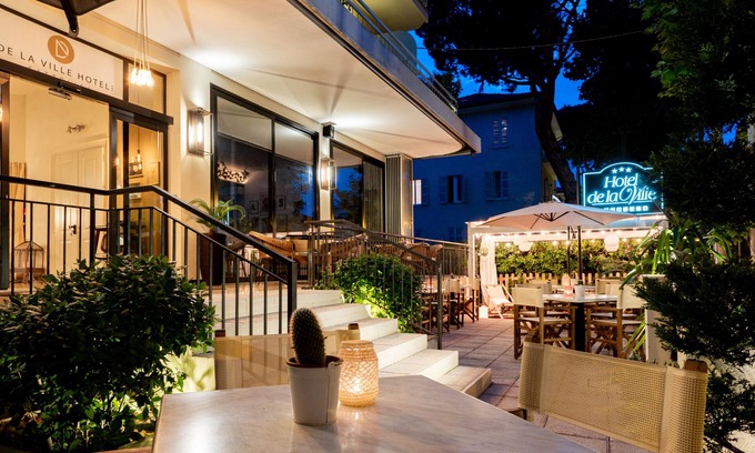 Cattolica Hotel | De La Ville Boutique Hotel