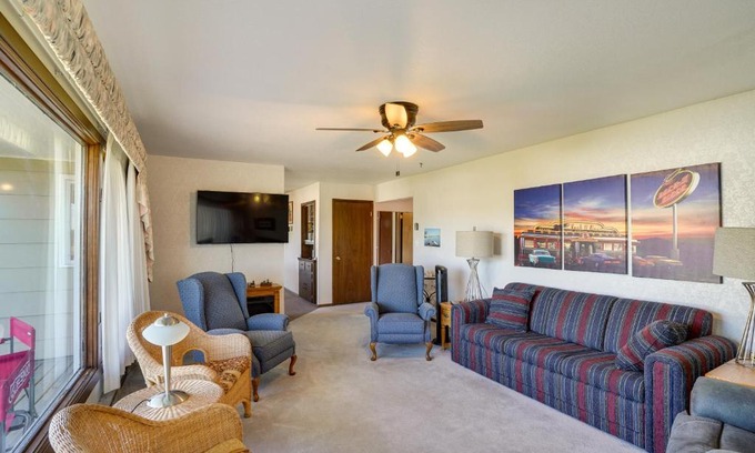 McClusky House | Deck and Yard Pet-Friendly McClusky Home!