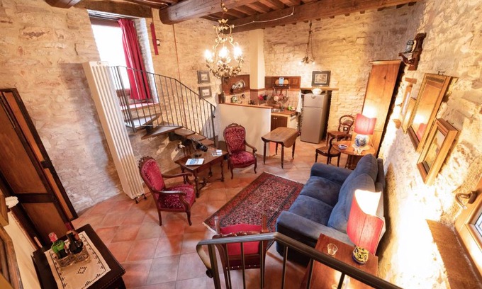 Sassoferrato House | Degli Alessandri tower