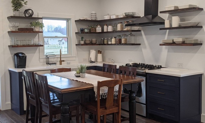 Lincoln Cottage | Delaware Beaches and DE Turf Vacation Retreat