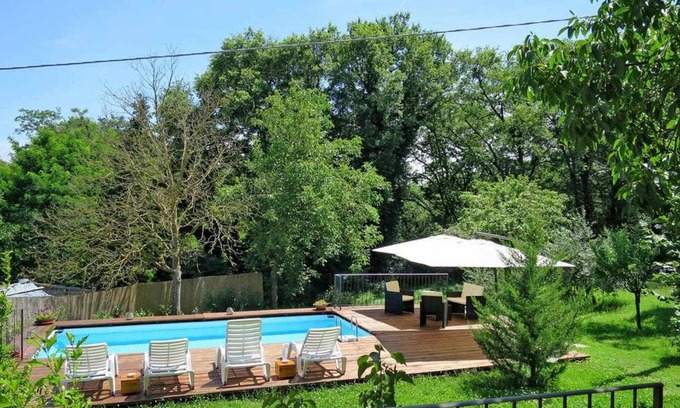Laterina Apartment | Delightful country house with AC & pool