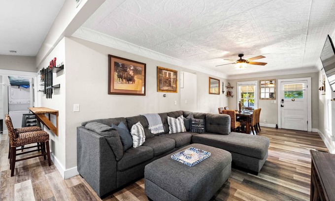 Julian House | Delightful Julian Home | Spacious + Modern