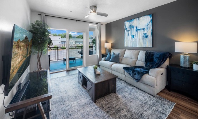 Downtown Salt Lake City Apartment | Deluxe Central 1BR 1BA Pool Hot Tub Gym Parking