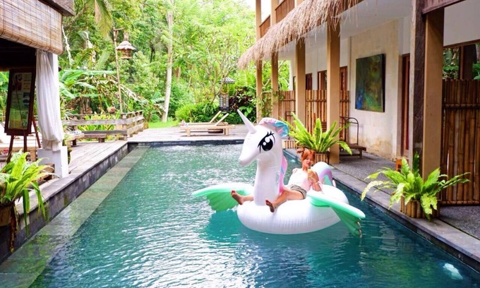 Melayang Resort | Deluxe Pool View #01