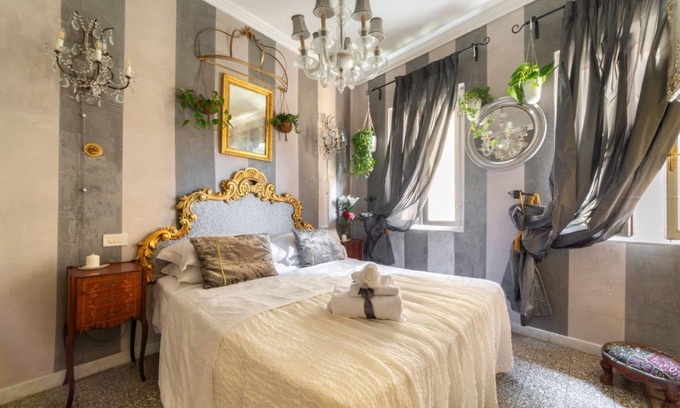 Quartiere di Porta Crucifera Apartment | Deluxe room Cartazucchero in the heart of Arezzo