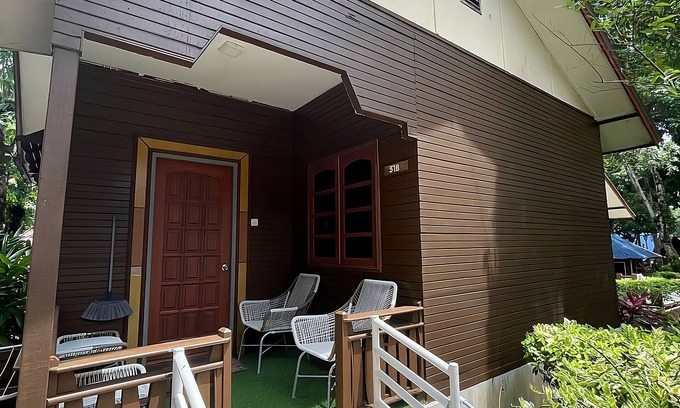 Pulau Perhentian Kecil Apartment | Deluxe Room @ Sharila - BS