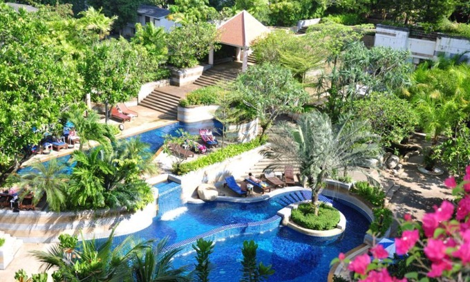 Patong Hotel | Deluxe Royal Triple Room #05