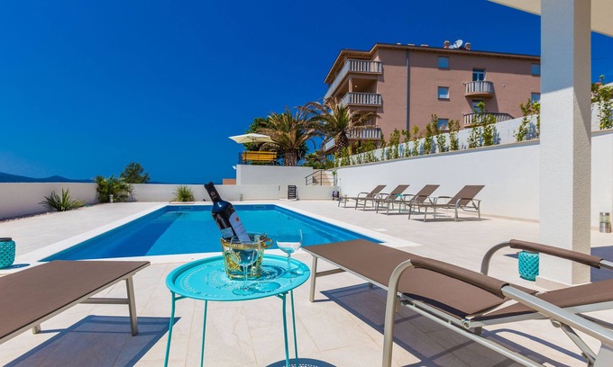 Sveti Petar Apartment | Deluxe sea view 2 in Villa Ria with pool