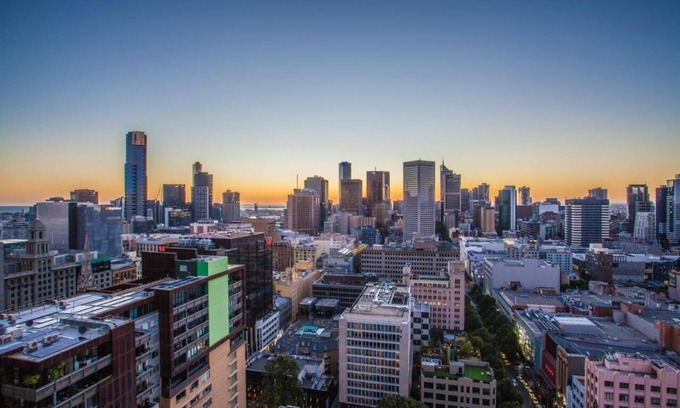 Melbourne Central Business District Apartment | Deluxe Studio at Lonsdale Street Melbourne
