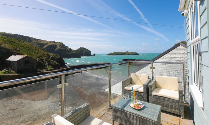 Mullion Cottage | DEMELZA, pet friendly, luxury holiday cottage, with pool in Mullion