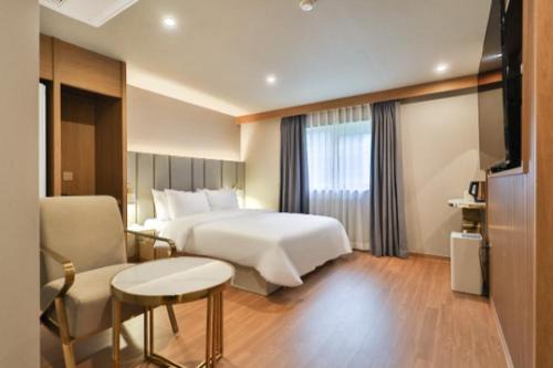 Buk-gu Hotel | Deokcheon Den Basta Hotel