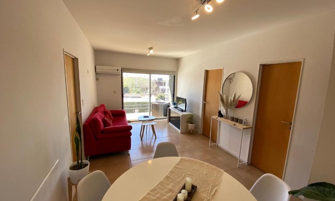 Tigre Apartment | Departamento centrico en Tigre - Con Piscina y cochera